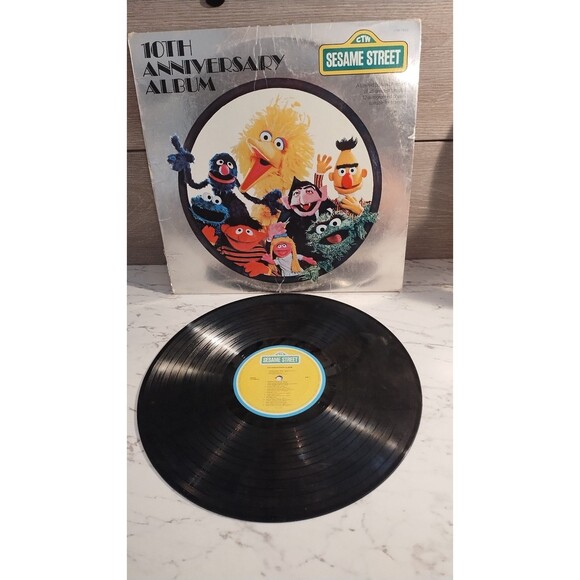 The Best Of Disney Volume 2 Vinyl LP Records Disneyland Records 3 Little Pigs - Picture 7 of 10